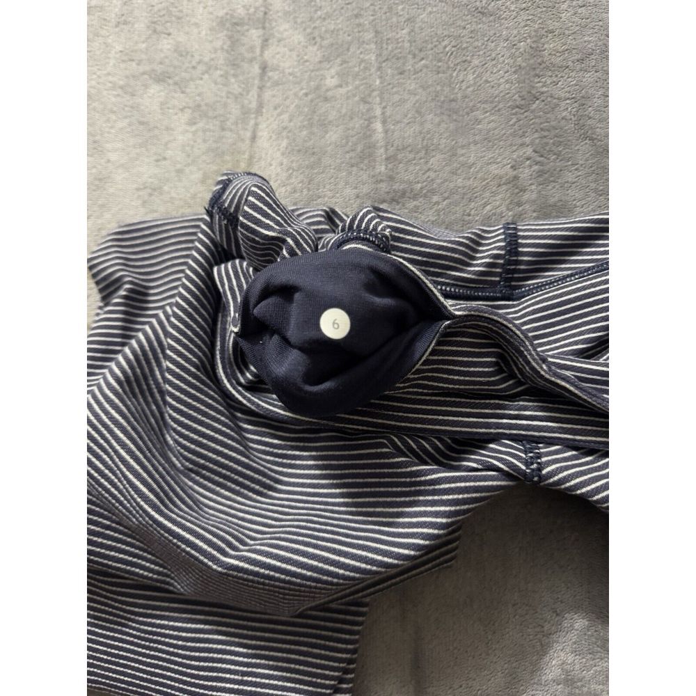 Lululemon Women's Wunder Under Pant Super Stripe Cadet Blue White Size 6 - Picture 5 of 9